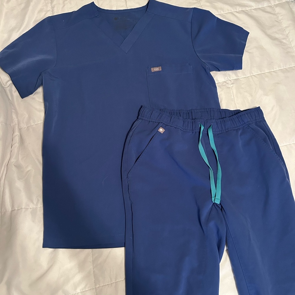 Figs Navy Scrub Set